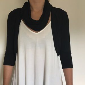 CHANEL cardigan! Beautiful condition! Size 38